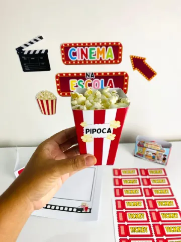 DIA DO CINEMA NA ESCOLA - SEMANA DA CRIANÇA — amostra 2: Um material especial para transformar o Dia das Crianças em um…