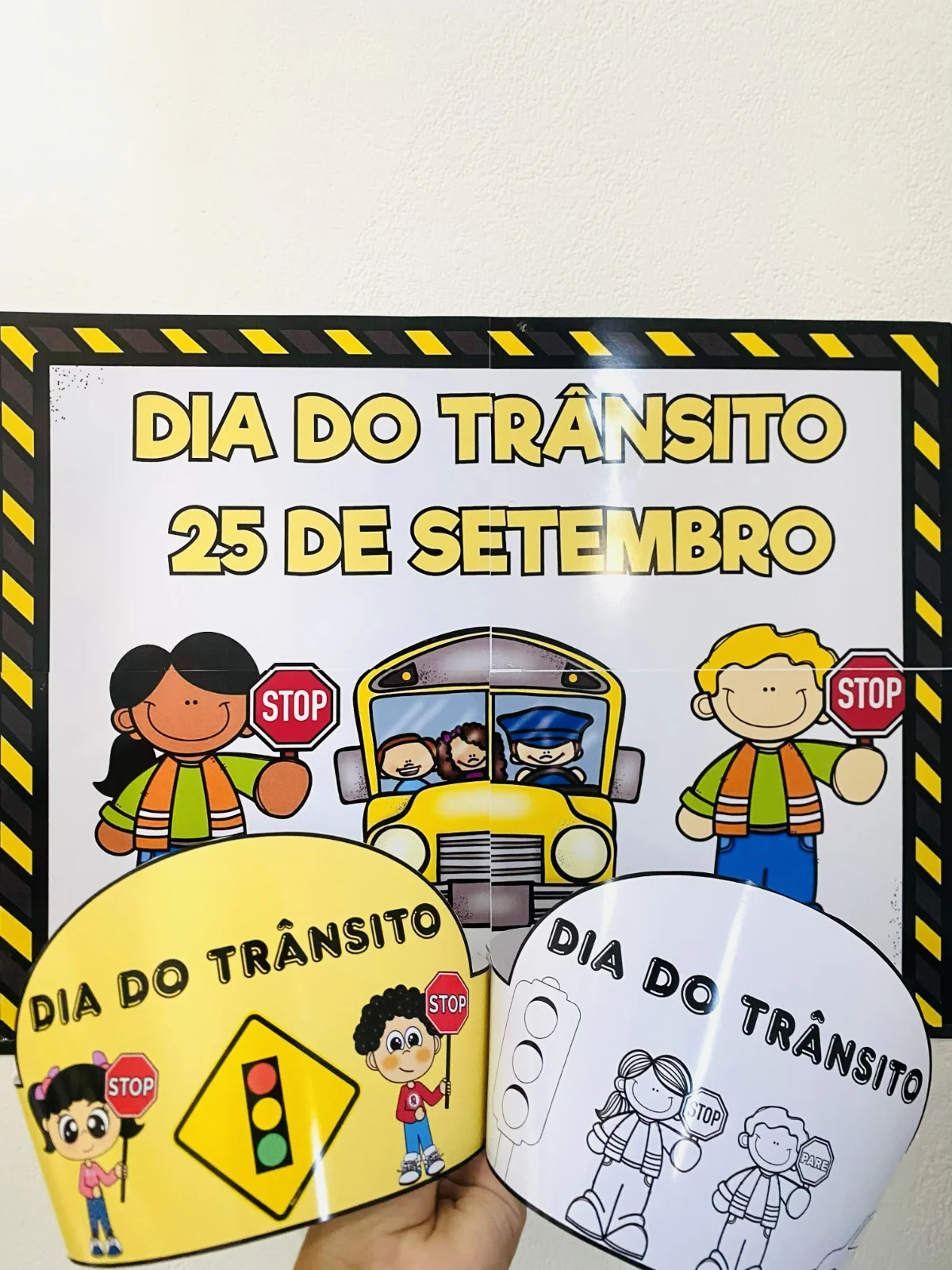 Dia do Trânsito: Aprendizado Divertido! – Material Pedagógico — amostra 2: Uma forma leve e criativa de ensinar regras de…