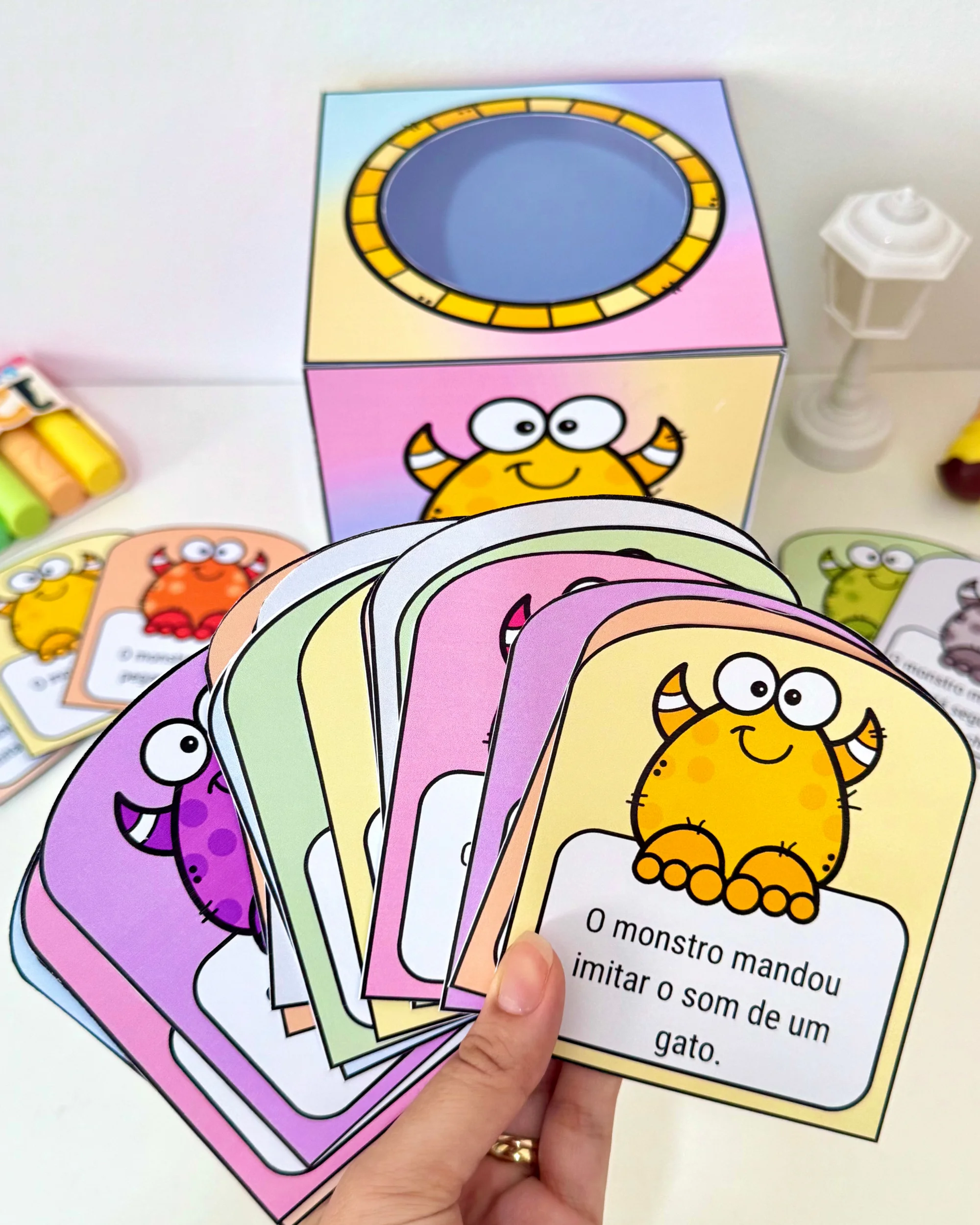 Dinâmica “O Monstro Mandou” para Educação Infantil e Ensino — amostra 2: Sobre o Dinâmica “O Monstro Mandou” para Educação…