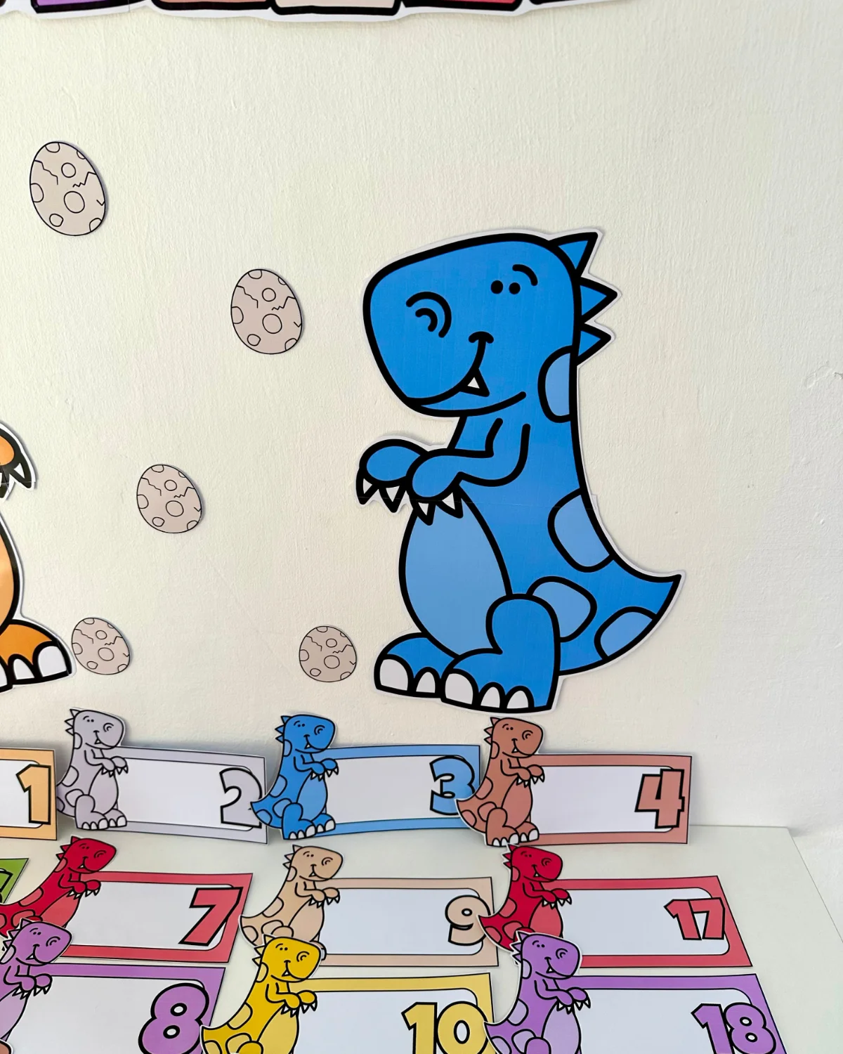 Dinossauros da Contagem – PDF para Imprimir — amostra 5: O arquivo 'Dinossauros da Contagem' é um recurso educativo…