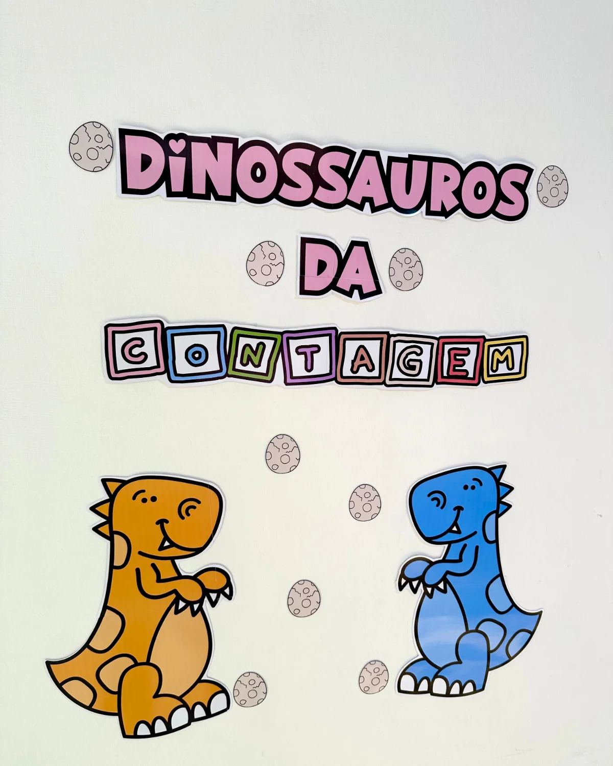 Dinossauros da Contagem — amostra 6: Recurso pedagógico em PDF com 20 fichas numeradas e painel temático de dinossauros… Dinossauros da Contagem — amostra 6: Recurso pedagógico em PDF com 20 fichas numeradas e painel temático de dinossauros…