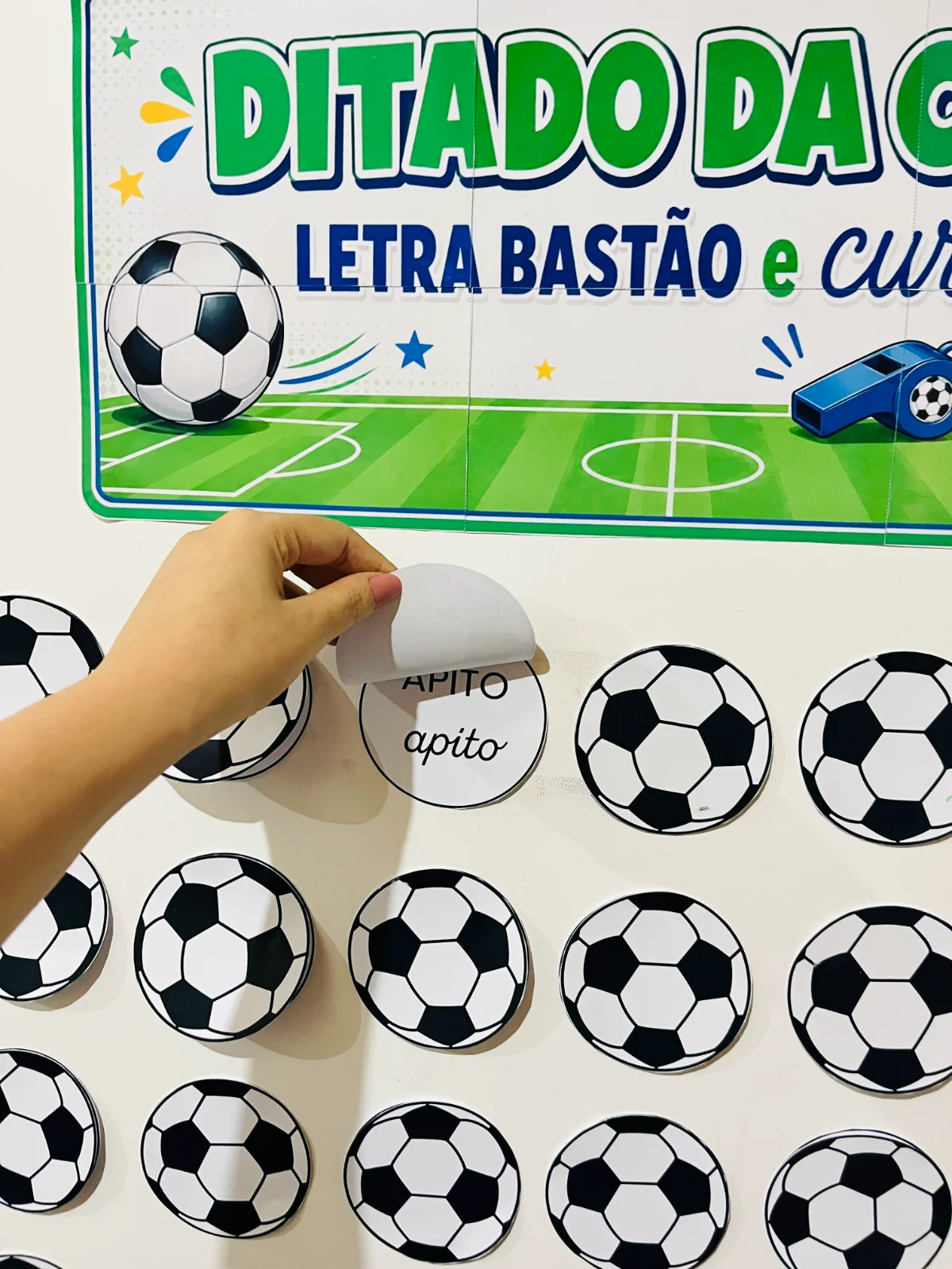 Ditado da Copa - Atividade de Escrita em Letra Bastão e Cursiva ⚽🏆 — amostra 5: Transforme o momento do ditado em uma…