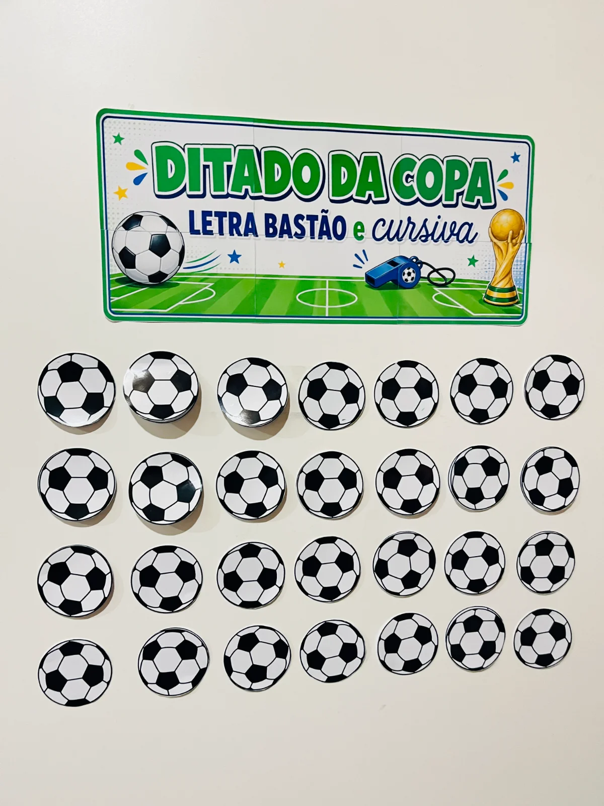 Ditado da Copa - Atividade de Escrita em Letra Bastão e Cursiva ⚽🏆 — capa do material