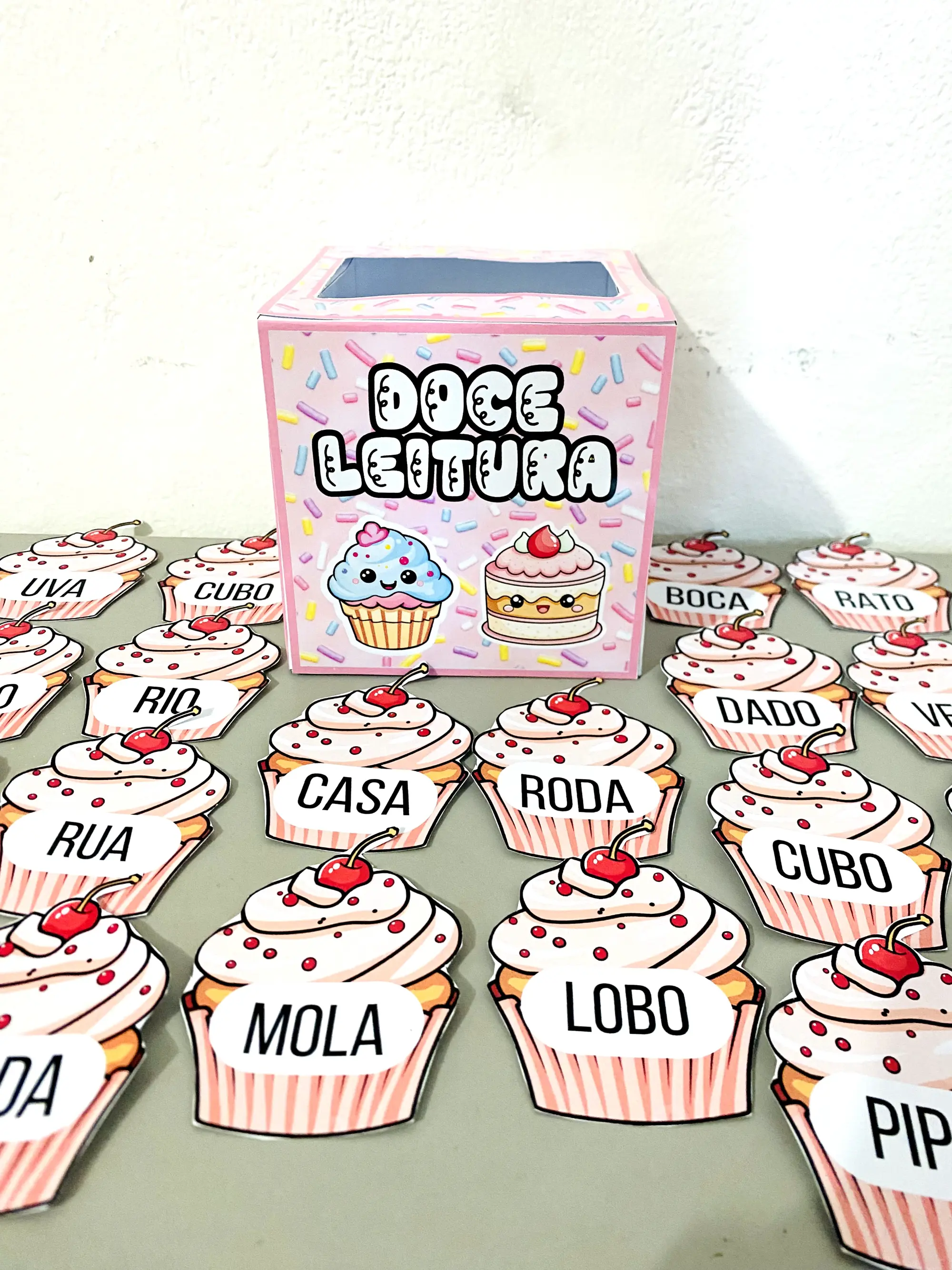Doce Leitura! – Fichas de Cupcake 1°ano anos iniciais — amostra 5: Recurso lúdico para estimular a leitura, ampliar o…