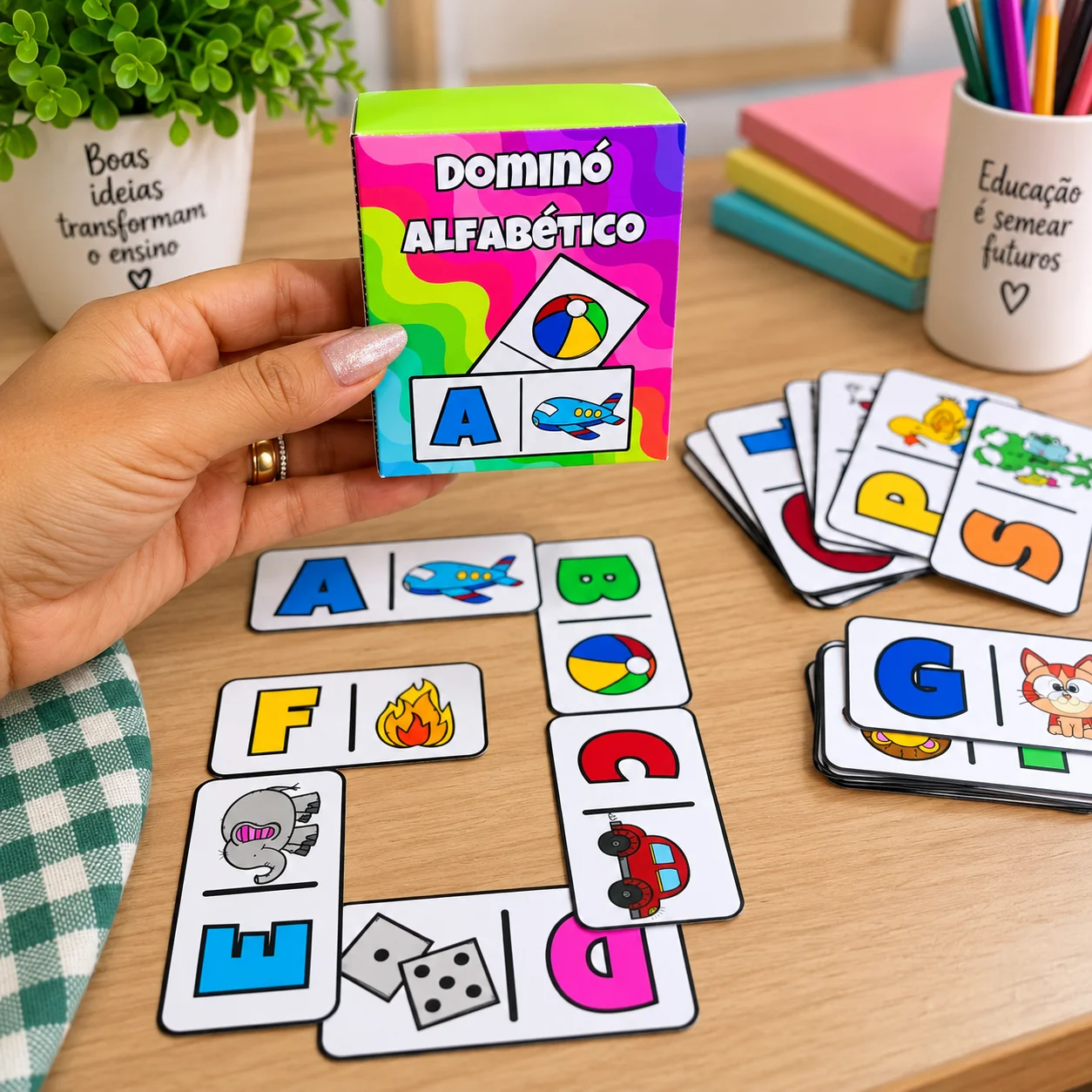 Dominó Alfabético para Educação Infantil — amostra 3: Dominó alfabético com letras de A a Z para trabalhar o reconhecimento…