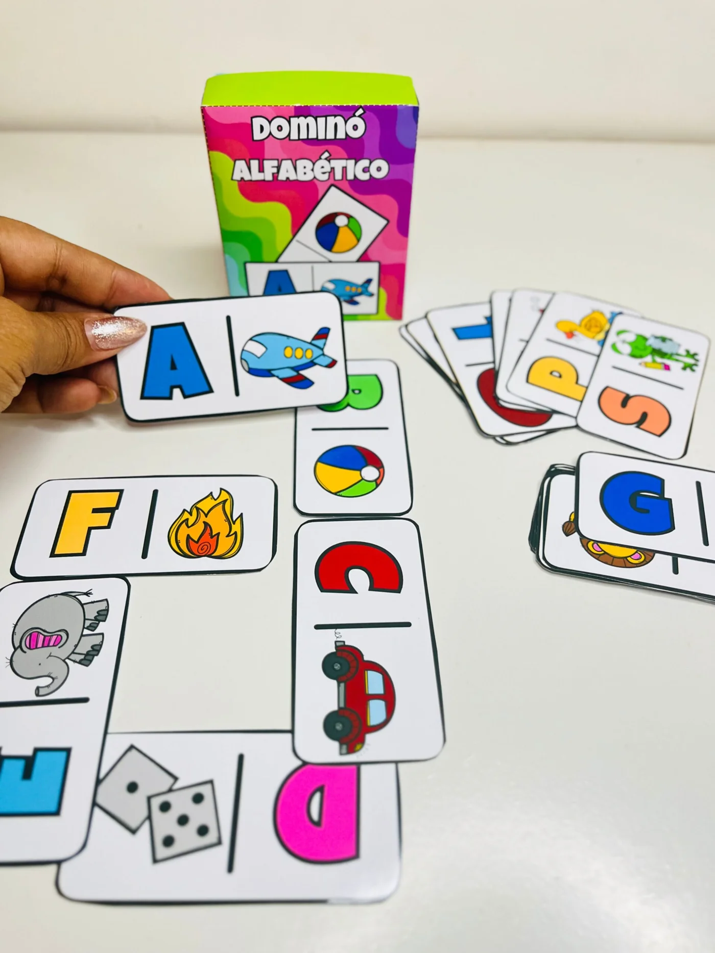 Dominó alfabético — amostra 3: Você recebe seu arquivo por e-mail ou baixe aqui mesmo no site