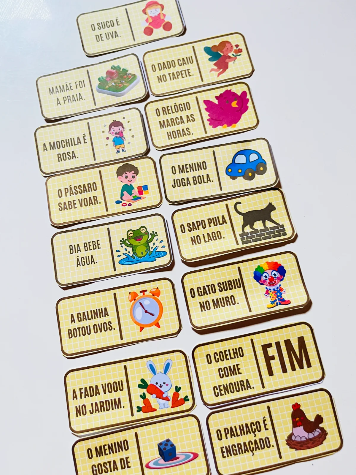 Dominó das frases - Jogo Pedagógico divertido — amostra 1: O Dominó das Frases é um recurso pedagógico divertido e…