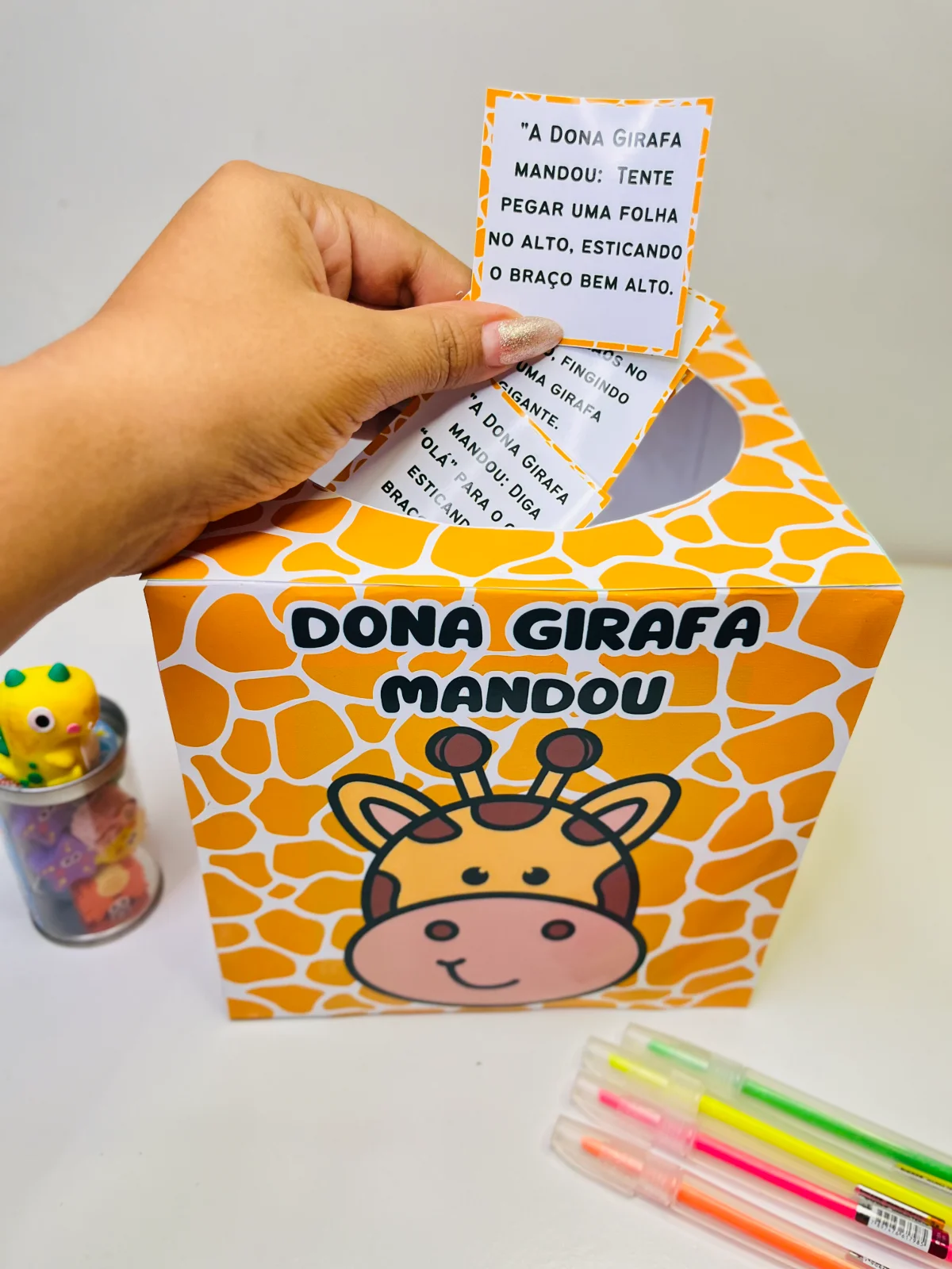 Dona Girafa Mandou – Material Pedagógico — amostra 3: Dona Girafa Mandou é um arquivo lúdico especialmente desenvolvido…