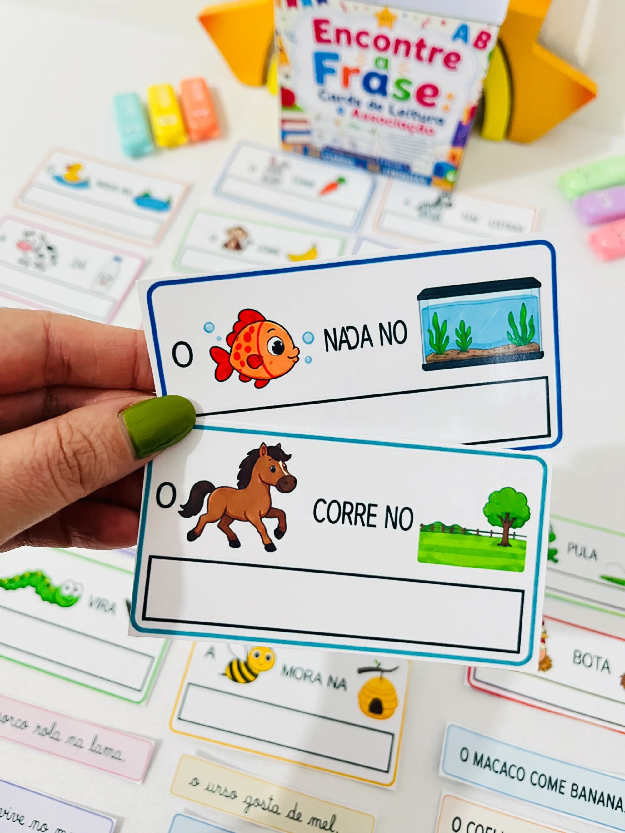 ENCONTRE A FRASE! – JOGO DE ALFABETIZAÇÃO — amostra 3: 🎲 COMO FUNCIONA A ATIVIDADE? ENCONTRE A FRASE! – JOGO DE ALFABETIZAÇÃO — amostra 3: 🎲 COMO FUNCIONA A ATIVIDADE?