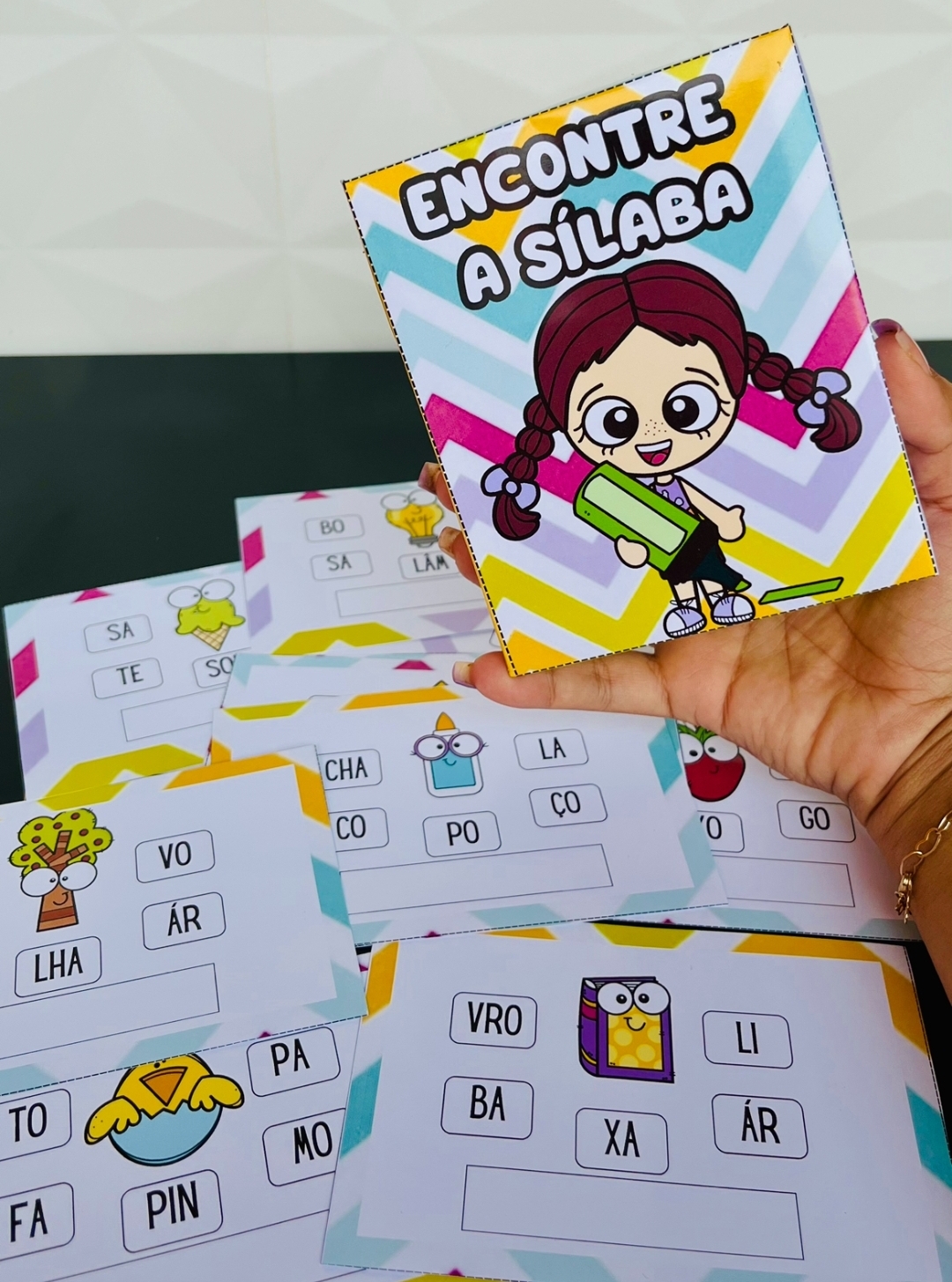 Encontre a sílaba – Material Pedagógico — capa do material