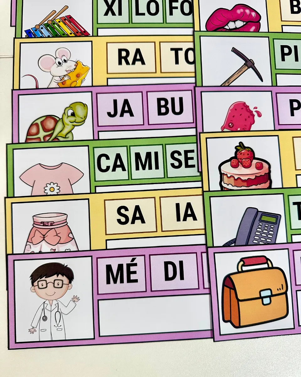 Escreva as Sílabas: 33 Fichas de Alfabetização e Escrita — amostra 1: 33 fichas para completar e escrever palavras com…