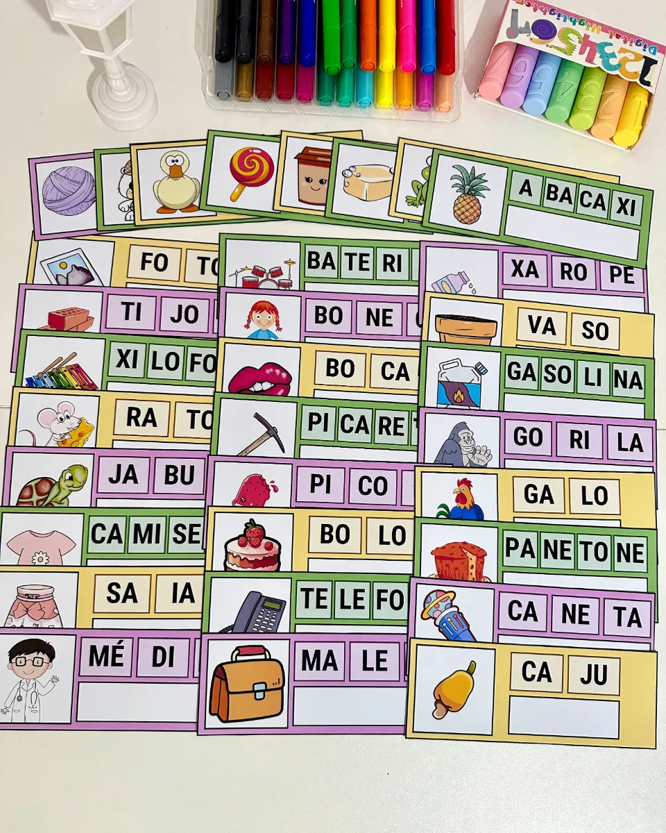Escreva as Sílabas: 33 Fichas de Alfabetização e Escrita — amostra 2: 33 fichas para completar e escrever palavras com…