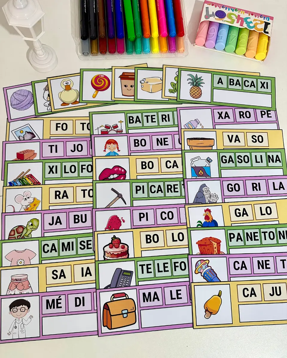 Escreva as Sílabas: 33 Fichas de Alfabetização e Escrita — amostra 4: 33 fichas para completar e escrever palavras com…