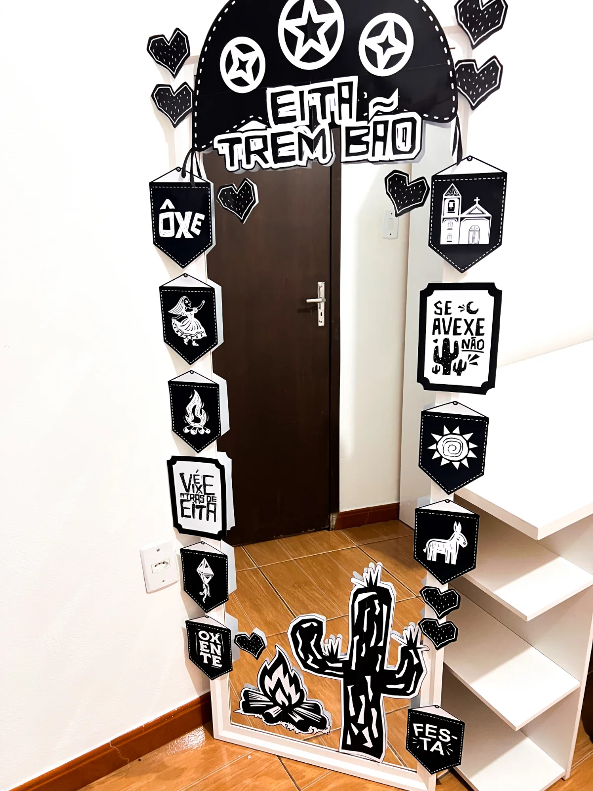 Espelho Junino Cordel – PDF para Imprimir — amostra 4: Leve a tradição do cordel para sua decoração junina e encante a…