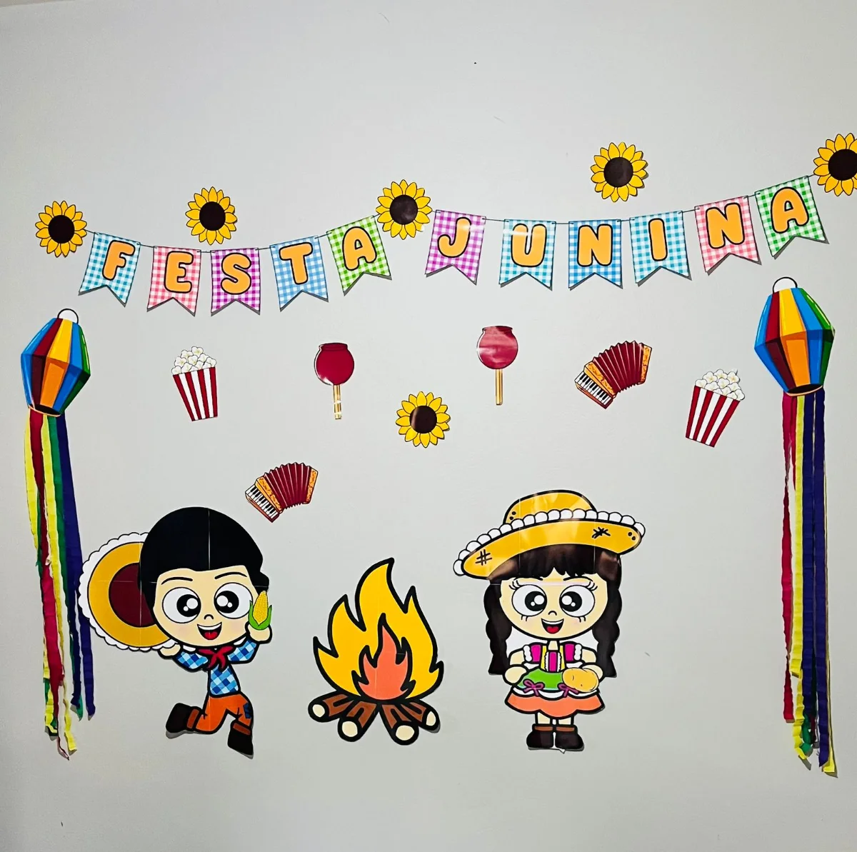 Festa junina é na escola! | Educação Infantil — amostra 3: Prepare sua sala para o arraiá mais animado do ano com uma…