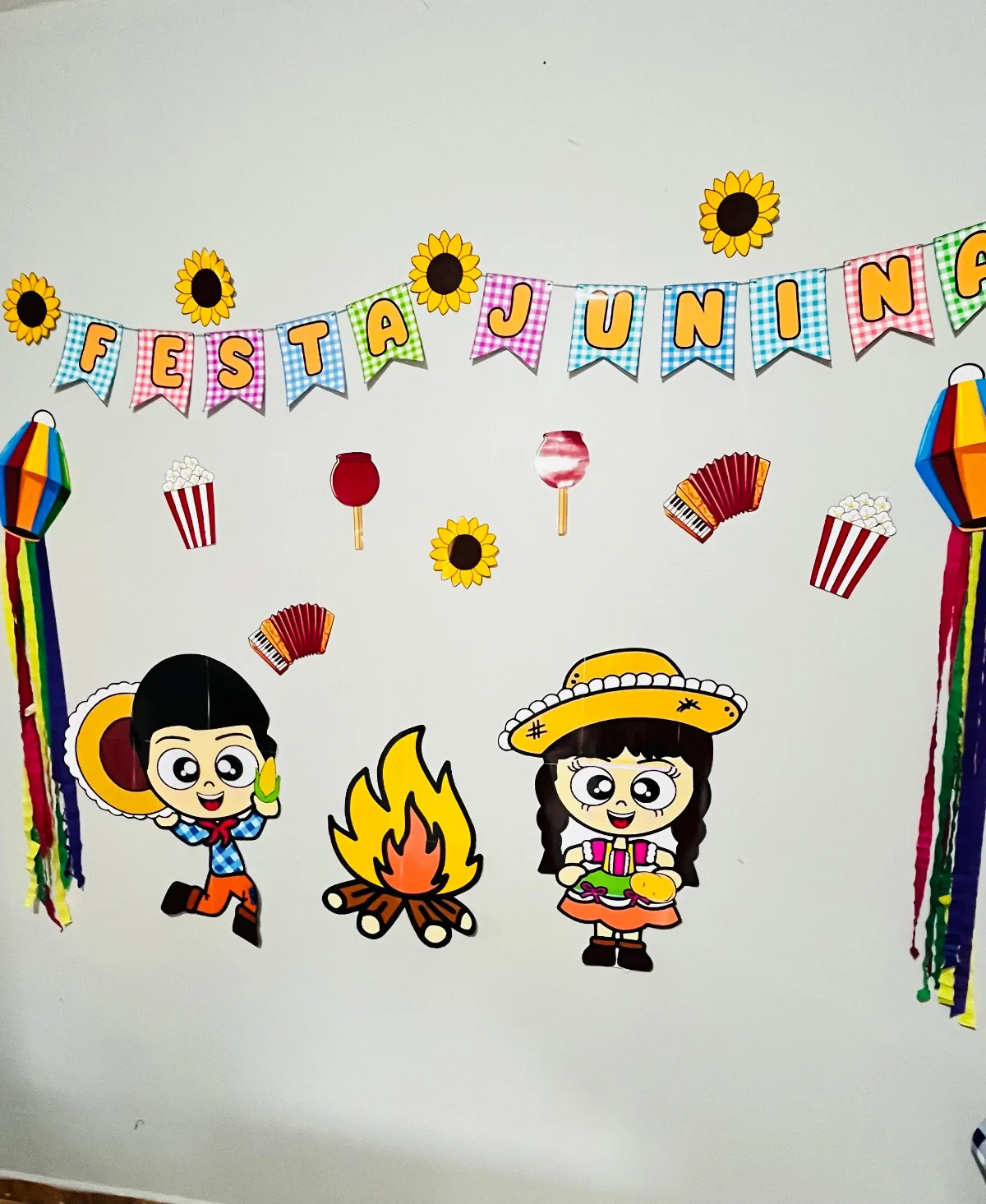 Festa junina é na escola! | Educação Infantil — capa do material