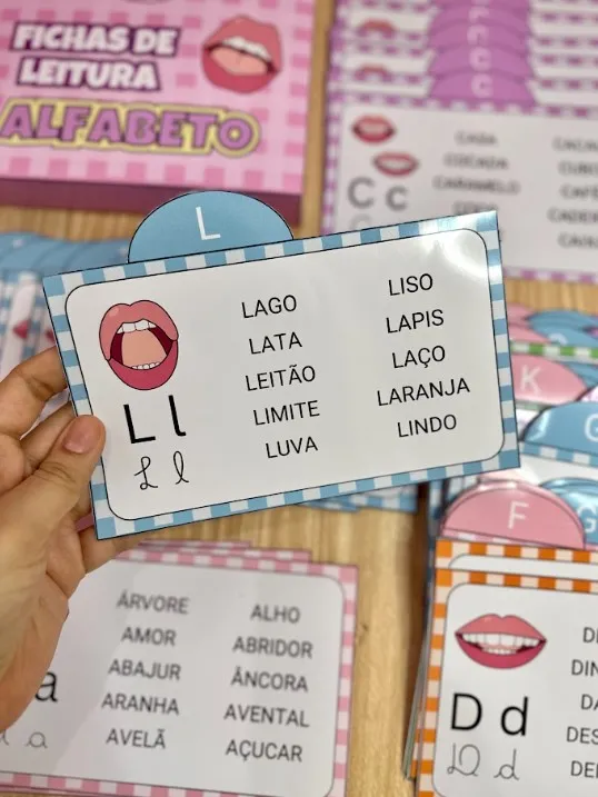 Fichas de Leitura Alfabeto: 109 Fichas para Alfabetização — amostra 2: 109 fichas de leitura com palavras iniciadas por…