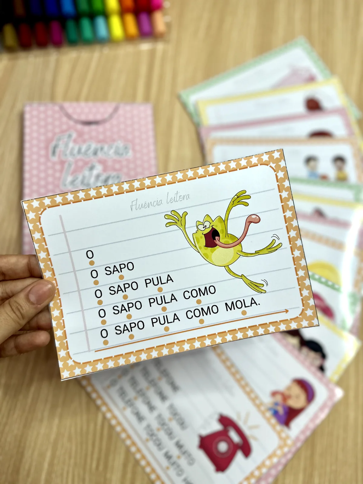 Fichas Fluência Leitora — amostra 4: Material com 14 fichas de leitura progressiva para desenvolver a fluência leitora de…