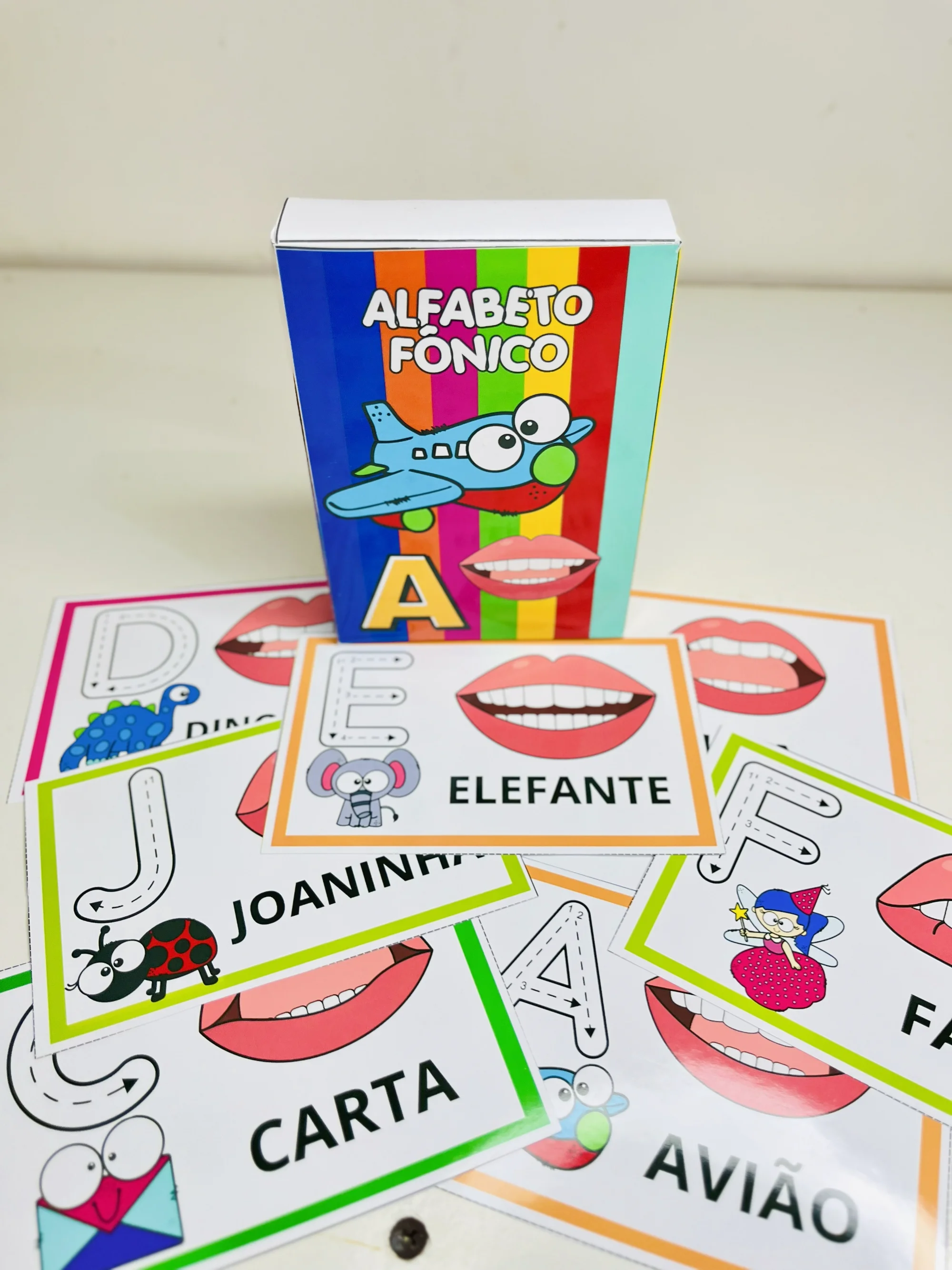 Fichas para trabalhar alfabeto fônico educação infantil — amostra 4: Esse método permite que a criança compreenda que…
