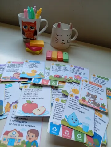 Flashcards para leitura em imprensa maiúscula – 88 textos — amostra 2: O que vem no material