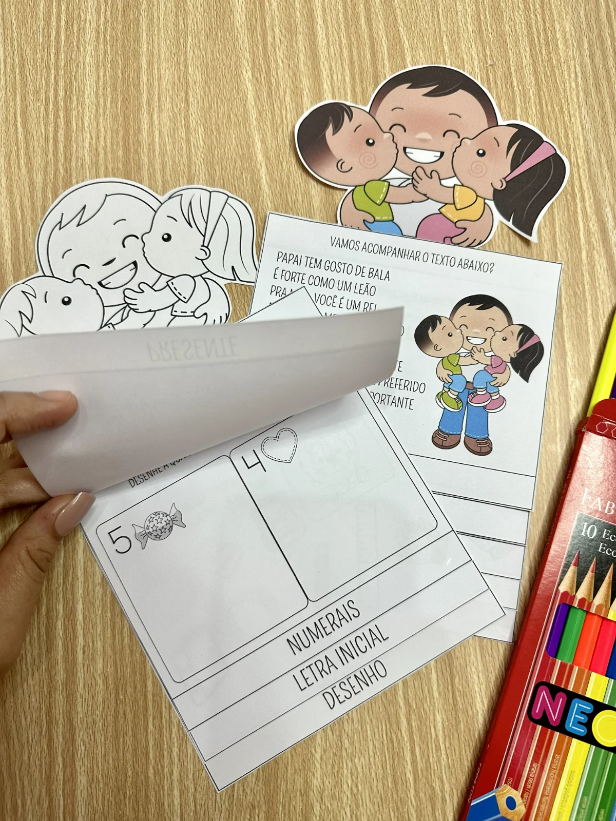 Flipbook Dia dos Pais – Material Pedagógico — amostra 5: O arquivo Flipbook Dia dos Pais inclui 5 páginas de atividades,…