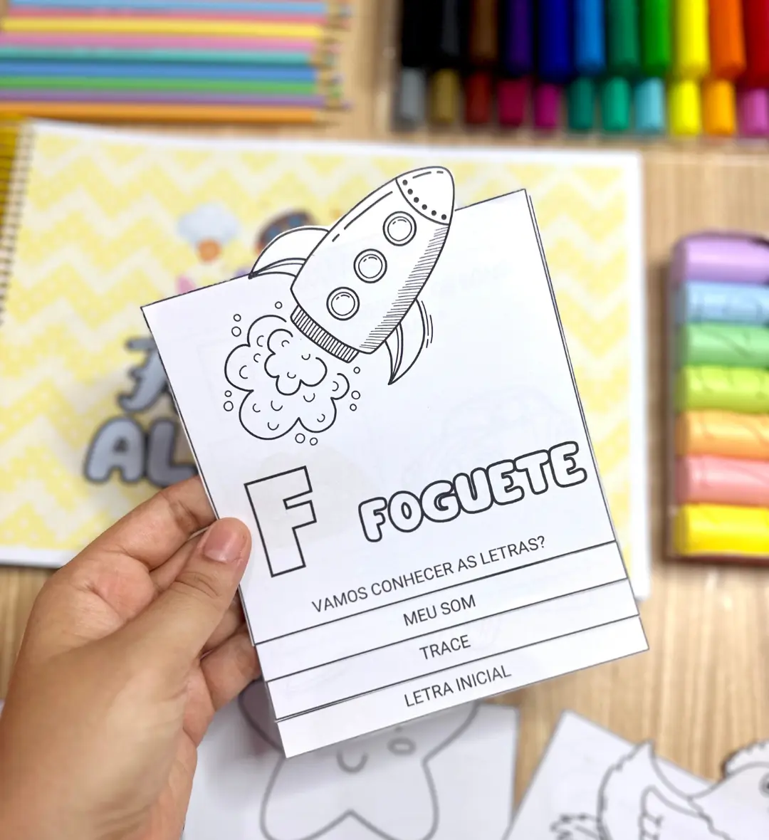 Flipbook do Alfabeto: 52 Páginas para Colorir e Aprender — amostra 5: Explore todas as letras com o Flipbook do Alfabeto:…