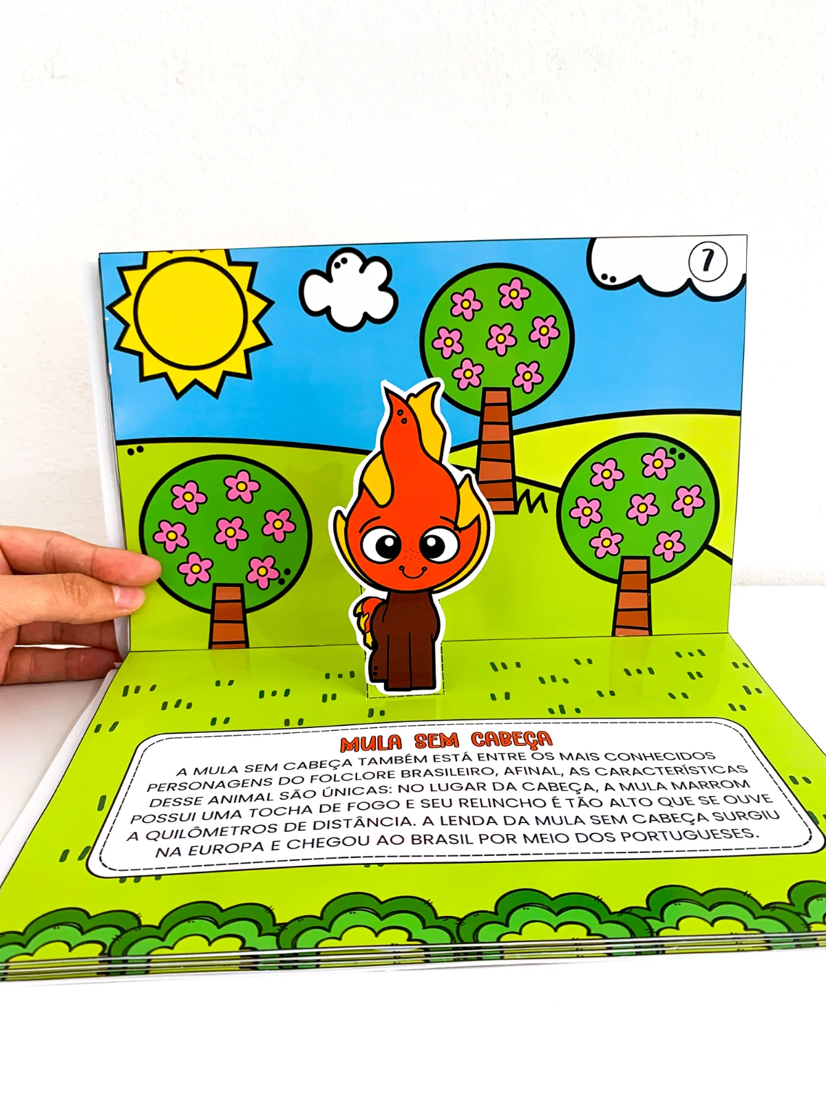 Folclore Brasileiro - Livro 3D — amostra 6: Encante as crianças com um Livro 3D do Folclore Brasileiro Folclore Brasileiro - Livro 3D — amostra 6: Encante as crianças com um Livro 3D do Folclore Brasileiro