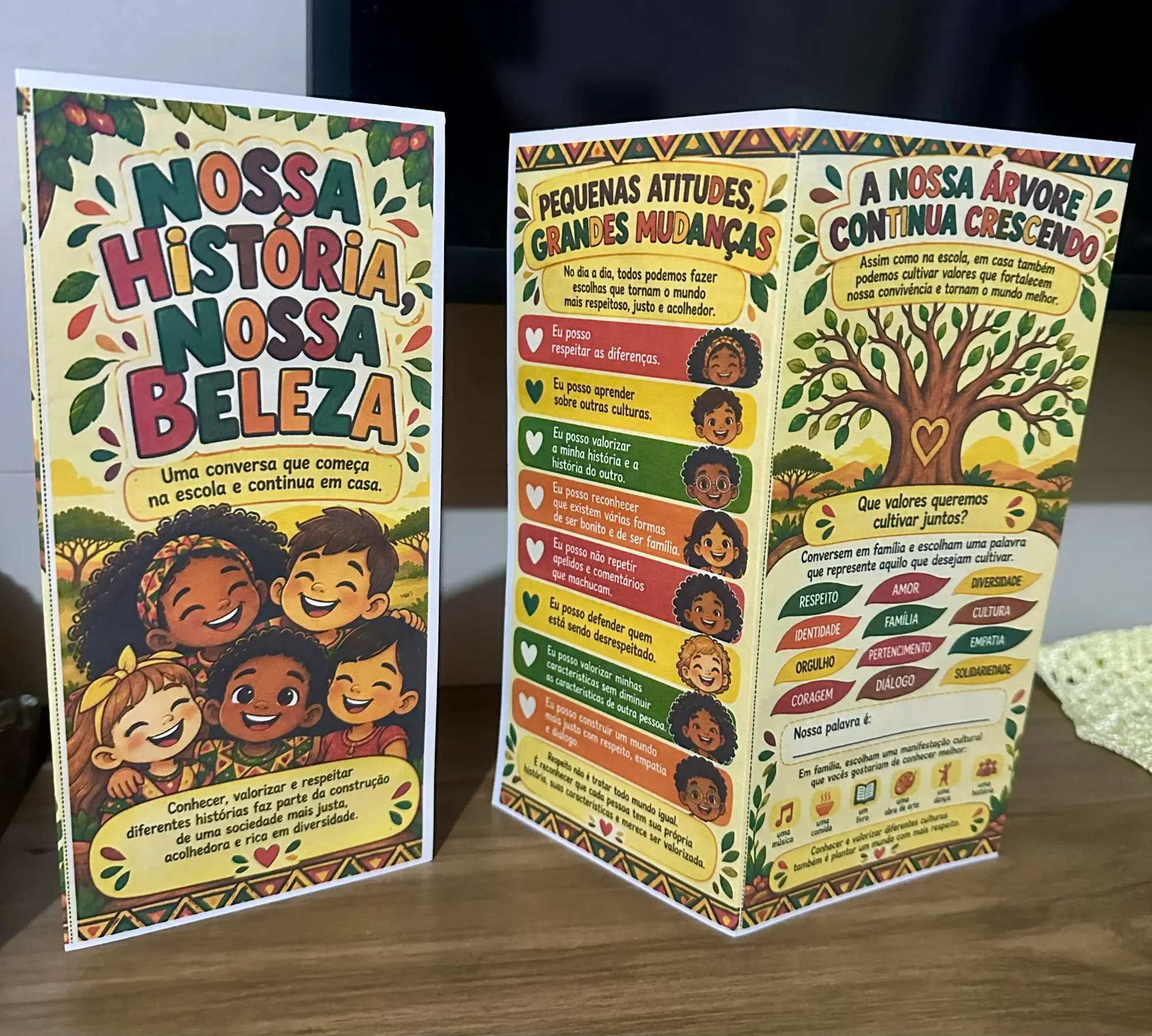 Folder Nossa História, Nossa Beleza | Consciência Negra — amostra 3: 🏠 Proposta para a família