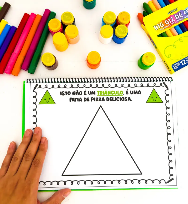 Formas geométricas: desenhando com comandos na Educação Infantil — amostra 5: Transforme formas geométricas em…