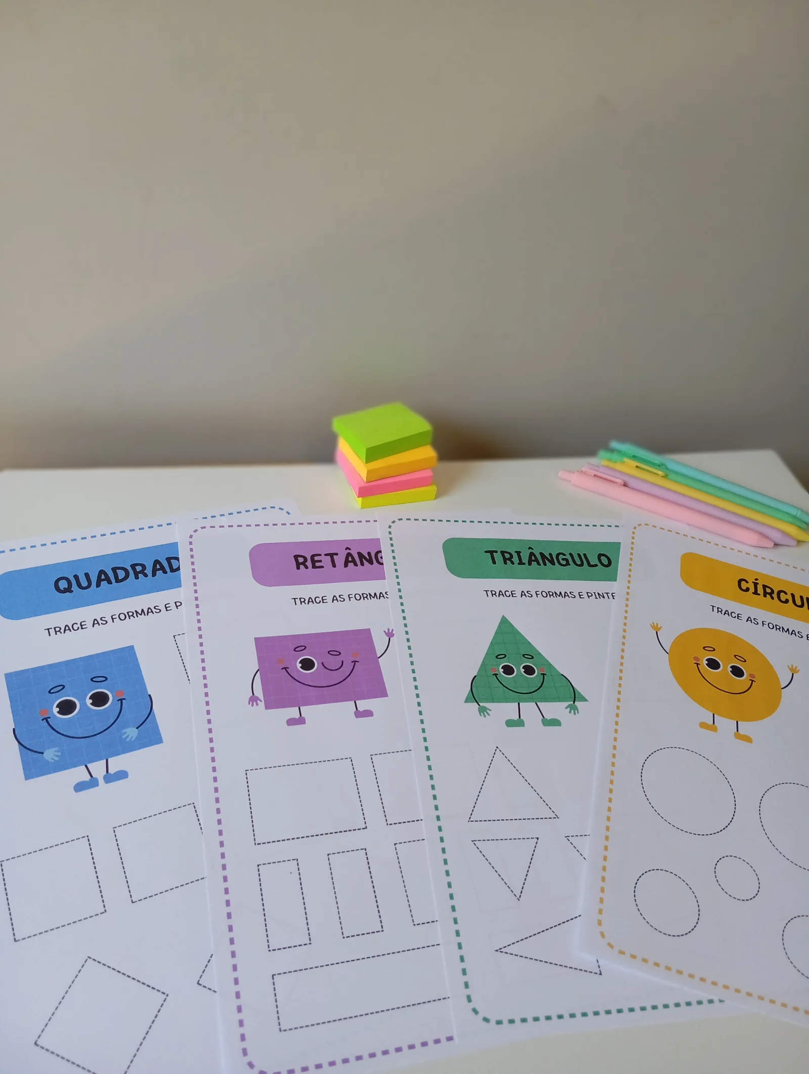 Formas Geométricas – Livro de Exercícios para Educação Infantil — amostra 3: Livro de exercícios de formas geométricas com…