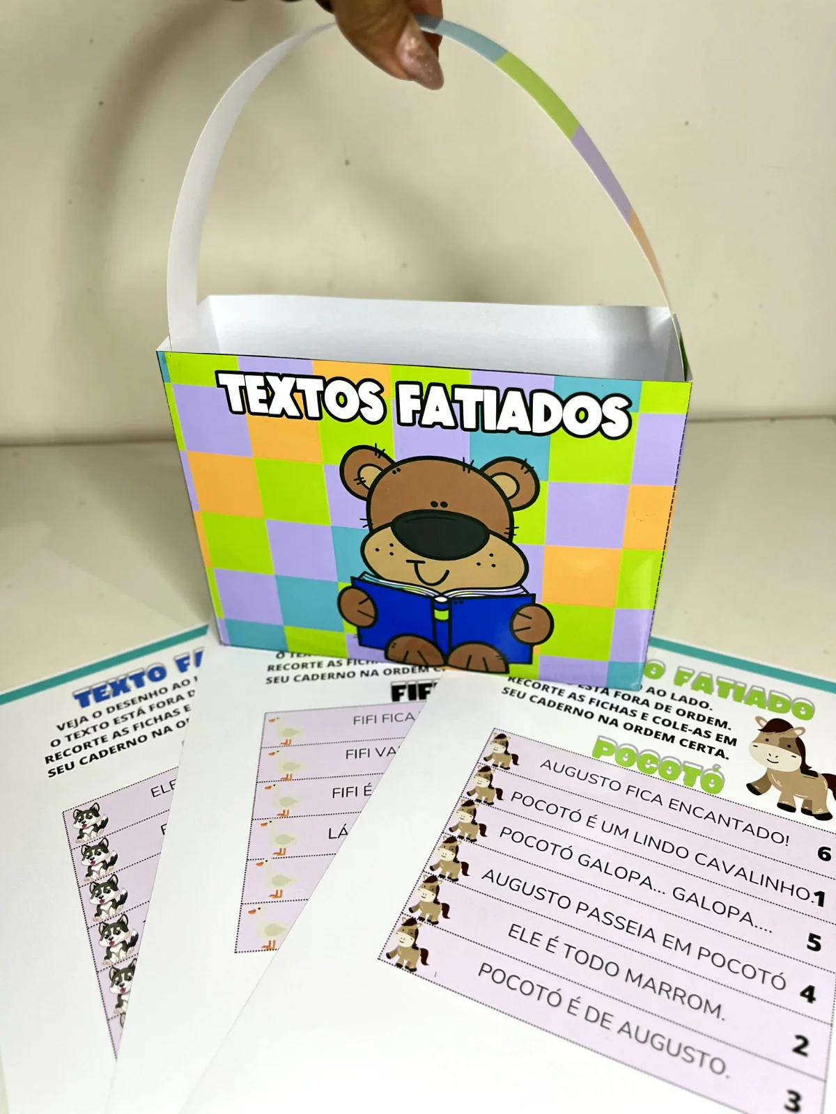 Frases Fatiadas: Atividade de Compreensão Leitora — amostra 4: Tiras de frases para recortar e reconstruir, desenvolvendo…