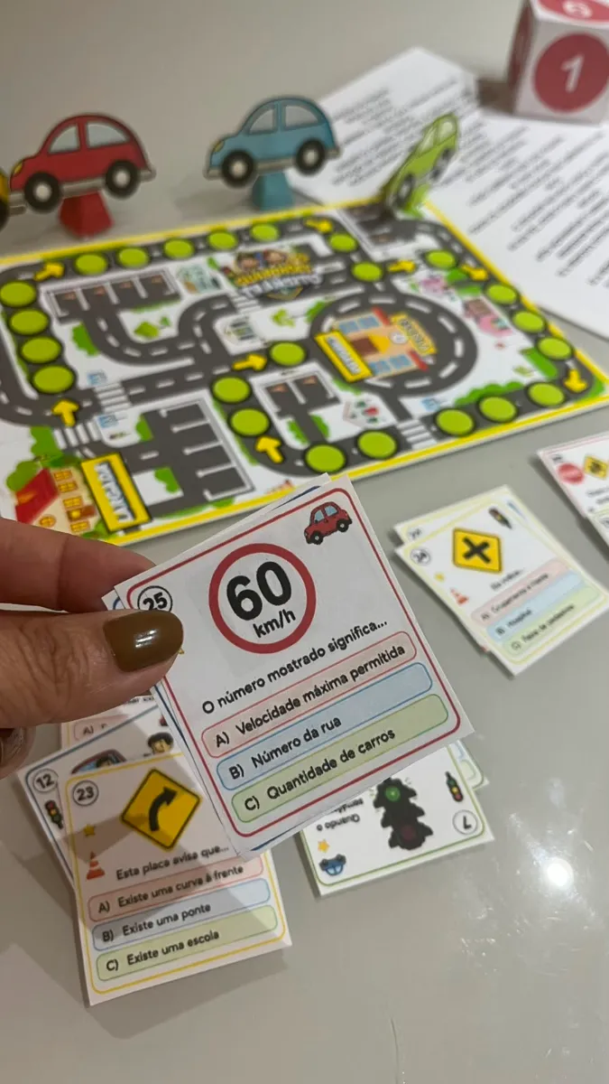 Guardiões do Trânsito - Jogo de Trilha: Ensino Fundamental — amostra 1: Um jogo pedagógico criado para transformar a…