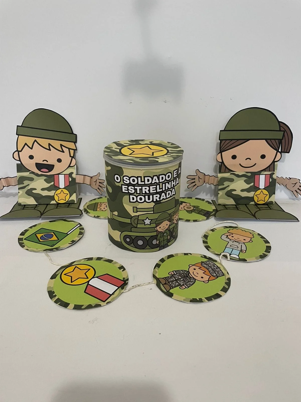 História na lata + atividades dia do soldado — Alfabetização para Educação Infantil: História e Atividades Dia do Soldado –…