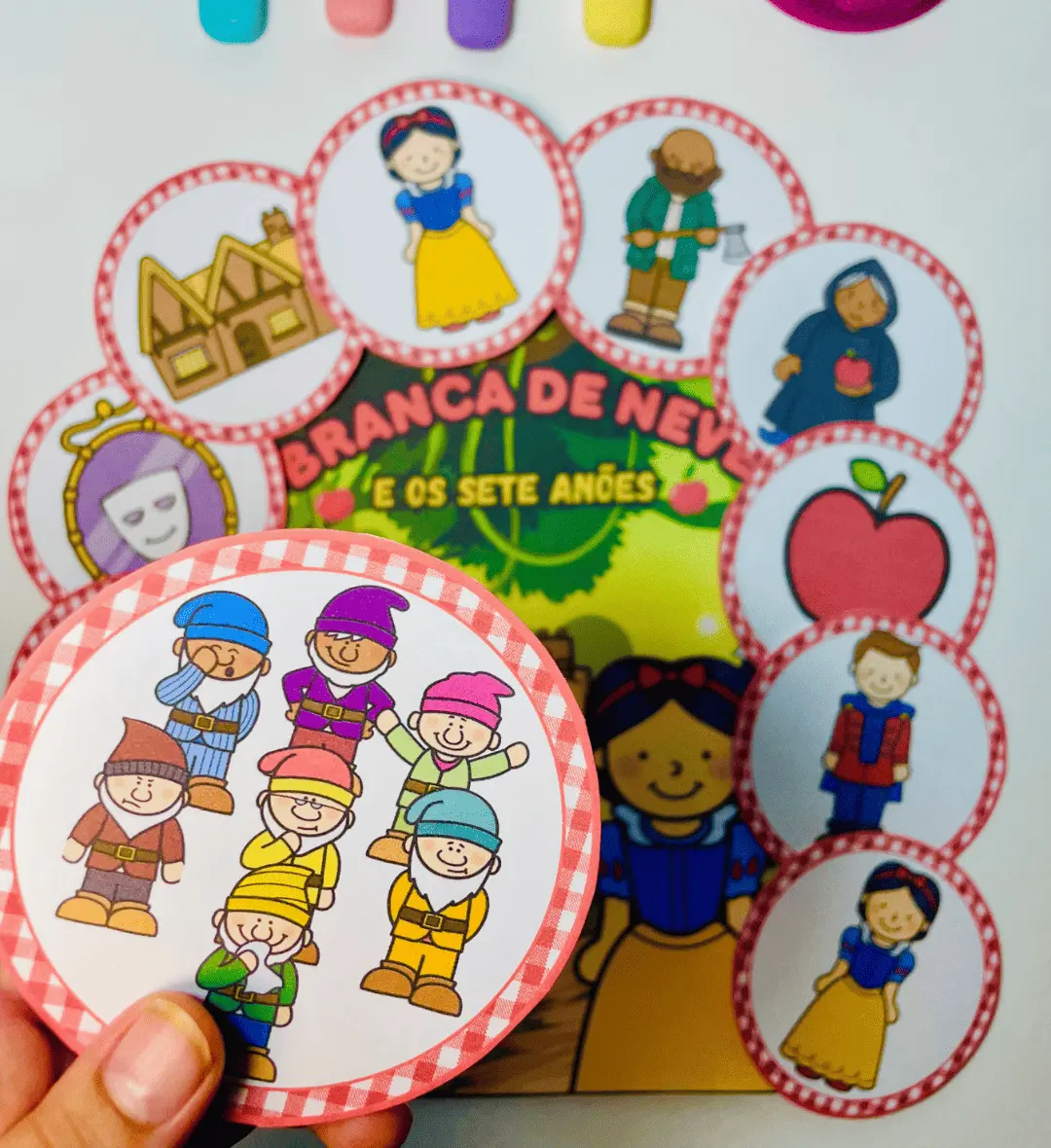 História na Luva: Branca de Neve e os Sete Anões em PDF — amostra 1: História na luva para contar Branca de Neve e os Sete…