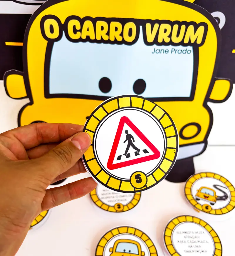 História na luva: O Carro Vrum para a Semana do Trânsito — amostra 2: O que vem no material