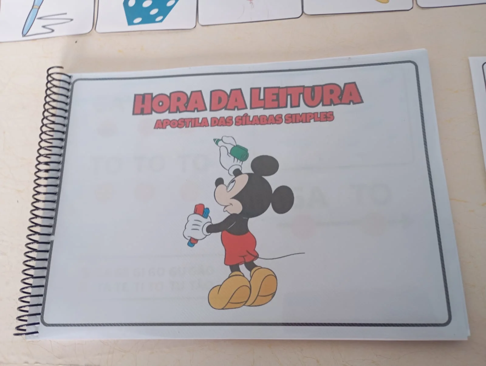 Hora da Leitura – Sílabas Simples | Alfabetização — amostra 1: Arquivo digital em PDF com 51 páginas, pronto para imprimir.