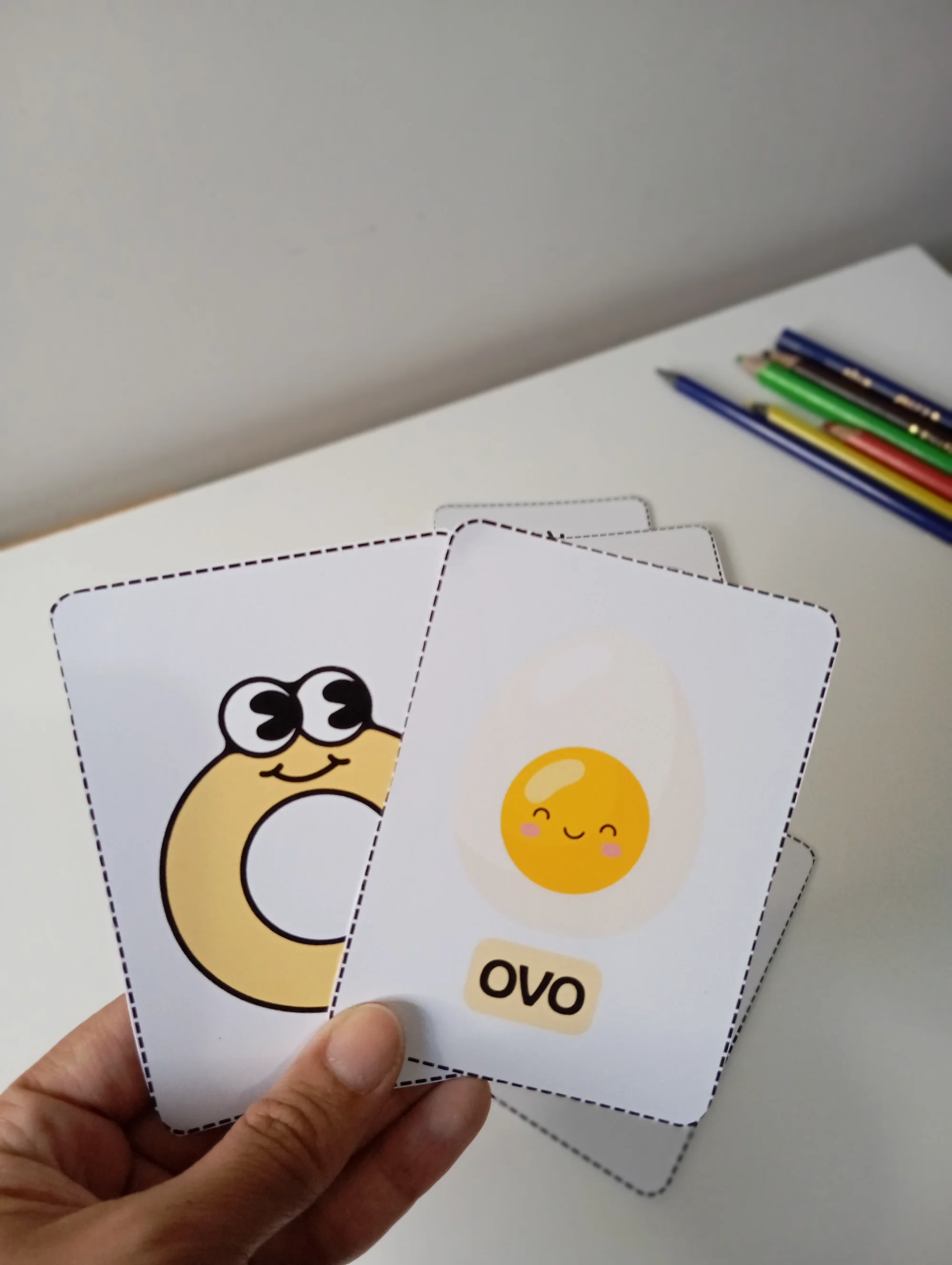 Jogo da memória das vogias - Aprender Brincando — amostra 4: Formato e Impressão Jogo da memória das vogias - Aprender Brincando — amostra 4: Formato e Impressão