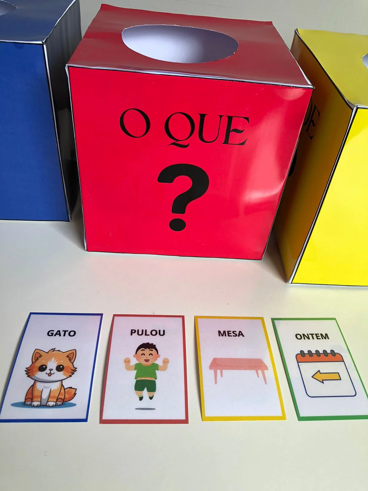 Jogo de Formação de Frases — amostra 2: Jogo interativo para formar frases de maneira divertida, trabalhando linguagem,…