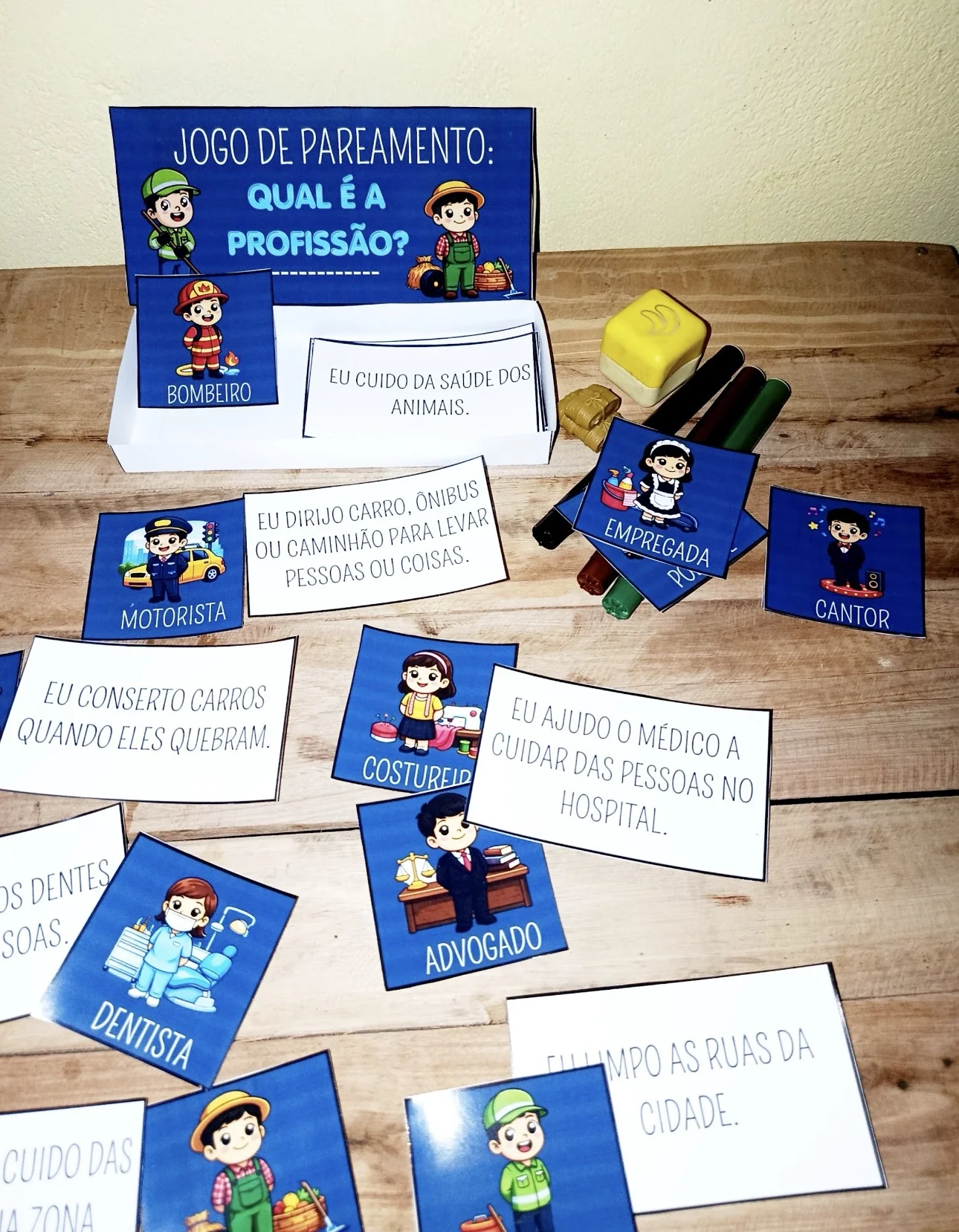 Jogo de pareamento Qual é a profissão? — amostra 4: Jogo de Pareamento: Qual é a Profissão