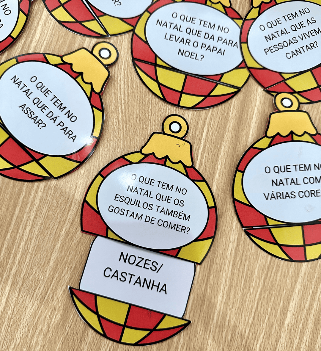 Jogo de perguntas de Natal: Pense Rápido para crianças — amostra 5: Explore o tema Natal com um jogo de perguntas e…