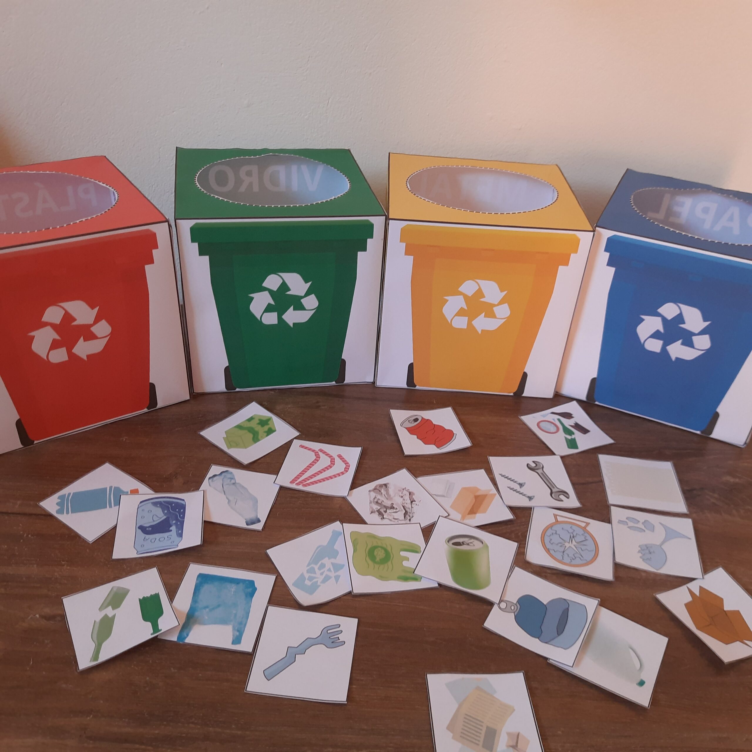 Jogo de reciclagem Cesto Certo para trabalhar a coleta seletiva — amostra 3: Como usar em sala de aula
