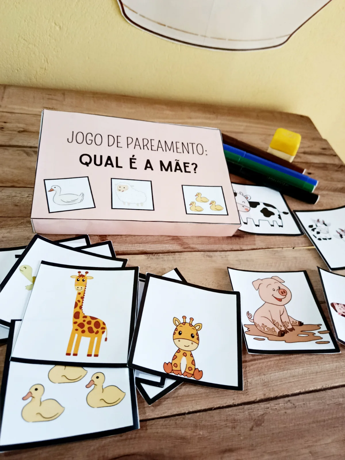 Jogo Pedagógico de Pareamento: Dia das Mães — amostra 3: Tem coisa mais linda do que ver os pequenos descobrindo o vínculo…