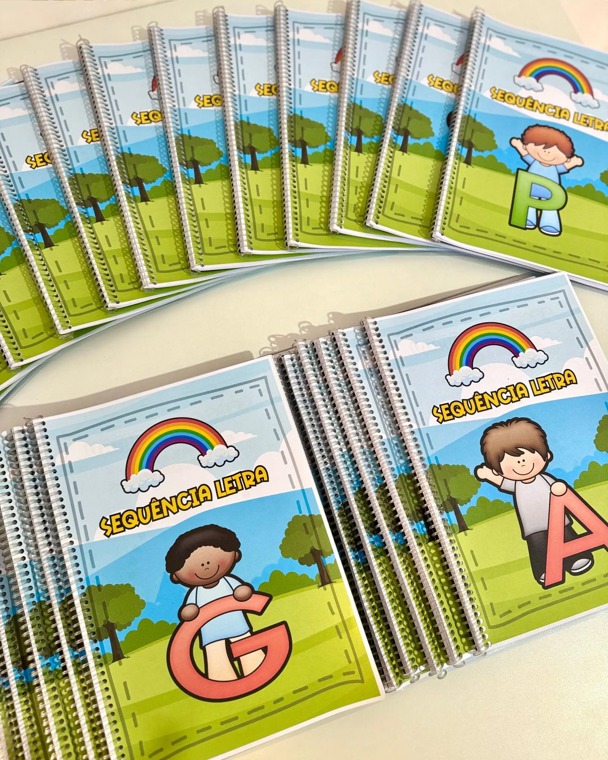 KIT COM 26 APOSTILAS DAS LETRAS DO ALFABETO — capa do material