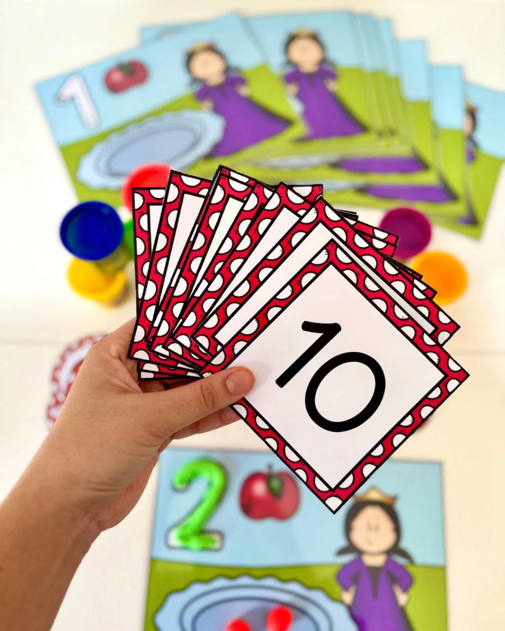Kit Contando Maçãs - Educação infantil — amostra 4: Para trabalhar os numerais de 0 a 10 com crianças da Educação Infantil