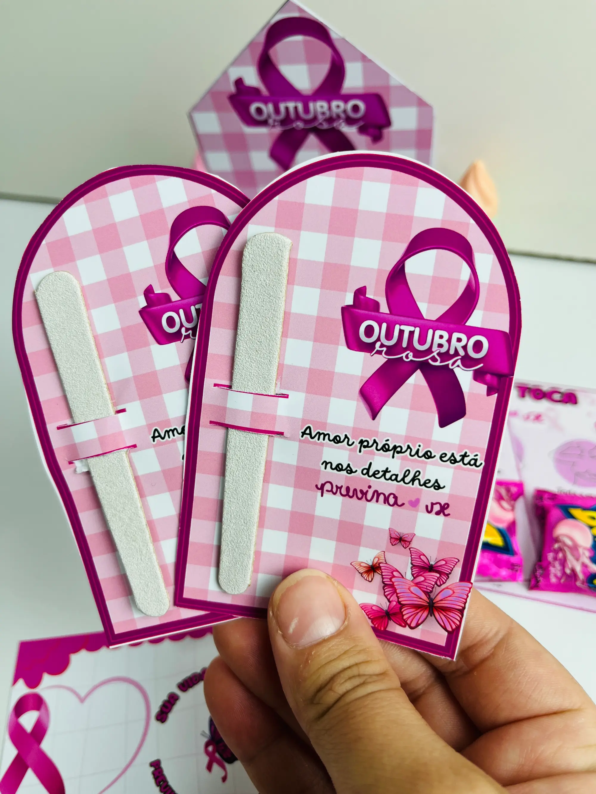 Kit de Lembrancinhas OUTUBRO ROSA – Material Pedagógico — amostra 1: Previna-se, inspire-se e abrace a vida.