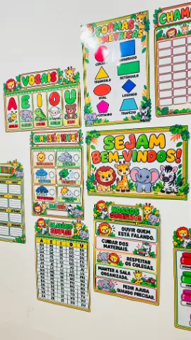 Kit de Organização de Sala de Aula Tema: Safari — amostra 2: Além de deixar a sala linda, o kit oferece recursos visuais…