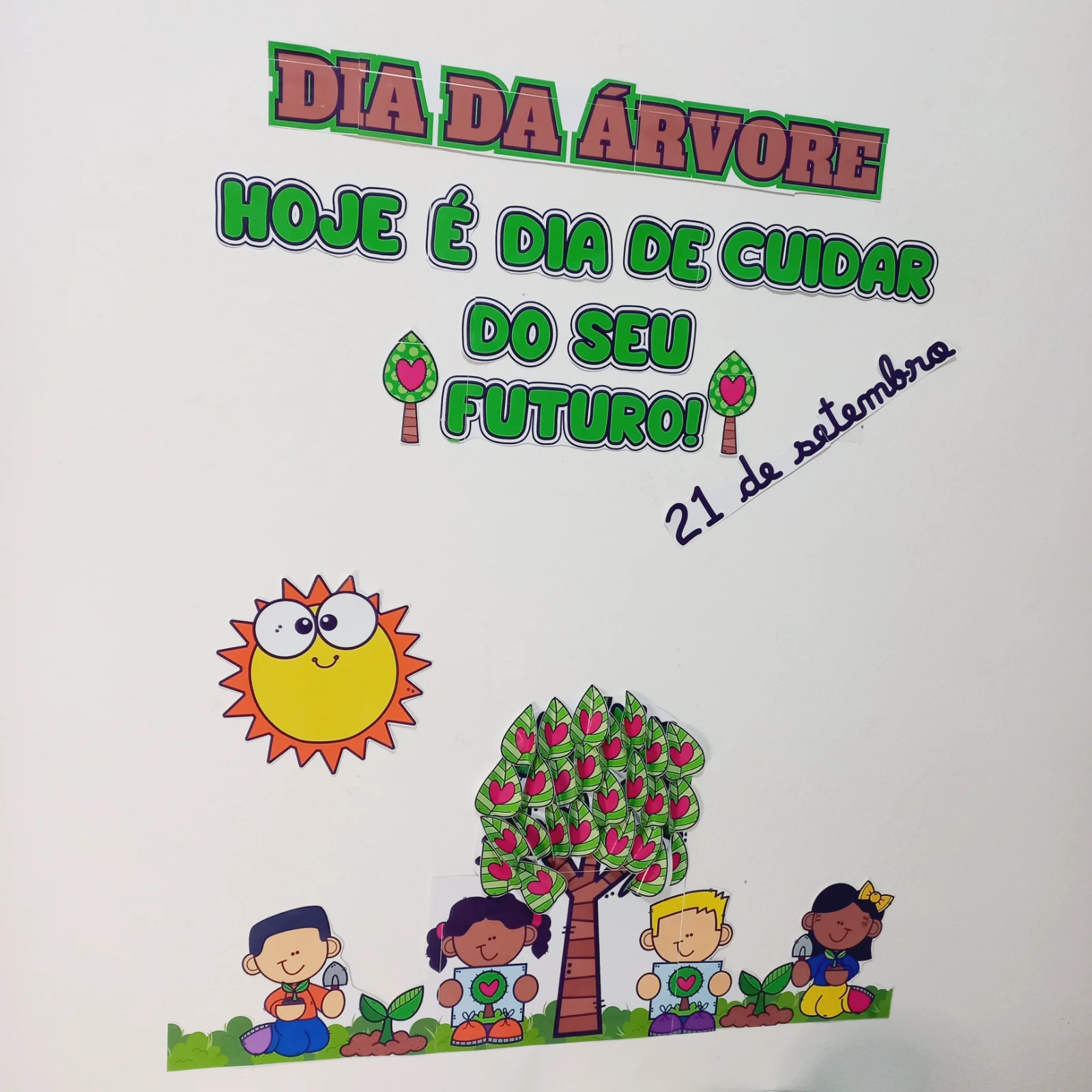 Kit Dia da Árvore | Painel 3D + Diorama do Ciclo da Árvore + Viseira — amostra 1: Kit pedagógico para trabalhar o Dia da… Kit Dia da Árvore | Painel 3D + Diorama do Ciclo da Árvore + Viseira — amostra 1: Kit pedagógico para trabalhar o Dia da…