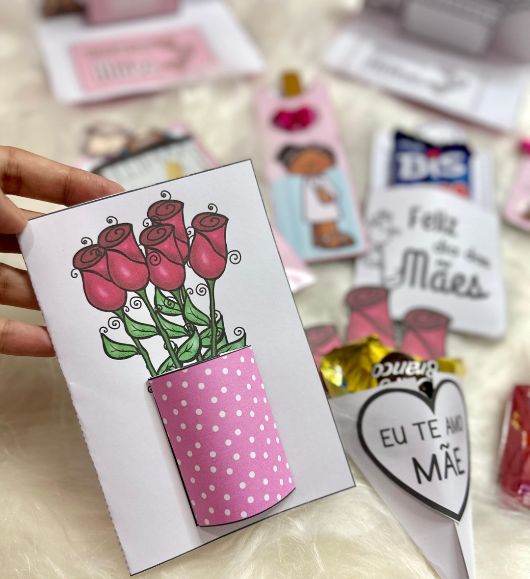Kit Dia das Mães: cartões, lembrancinhas e decoração em PDF — Datas comemorativas para Todas as séries: Organize a…