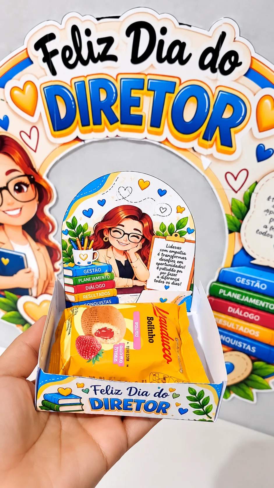 Kit Dia do Diretor Escolar – Moldura para Fotos + Lembrancinhas PDF — amostra 4: 👩‍🏫 IDEAL PARA