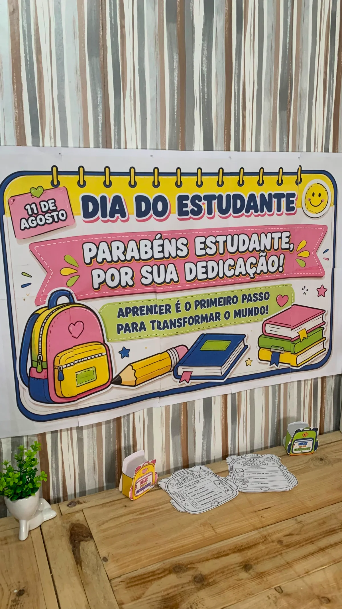 Kit Dia do Estudante – Painel, Lembrancinhas e Atividades! — capa do material